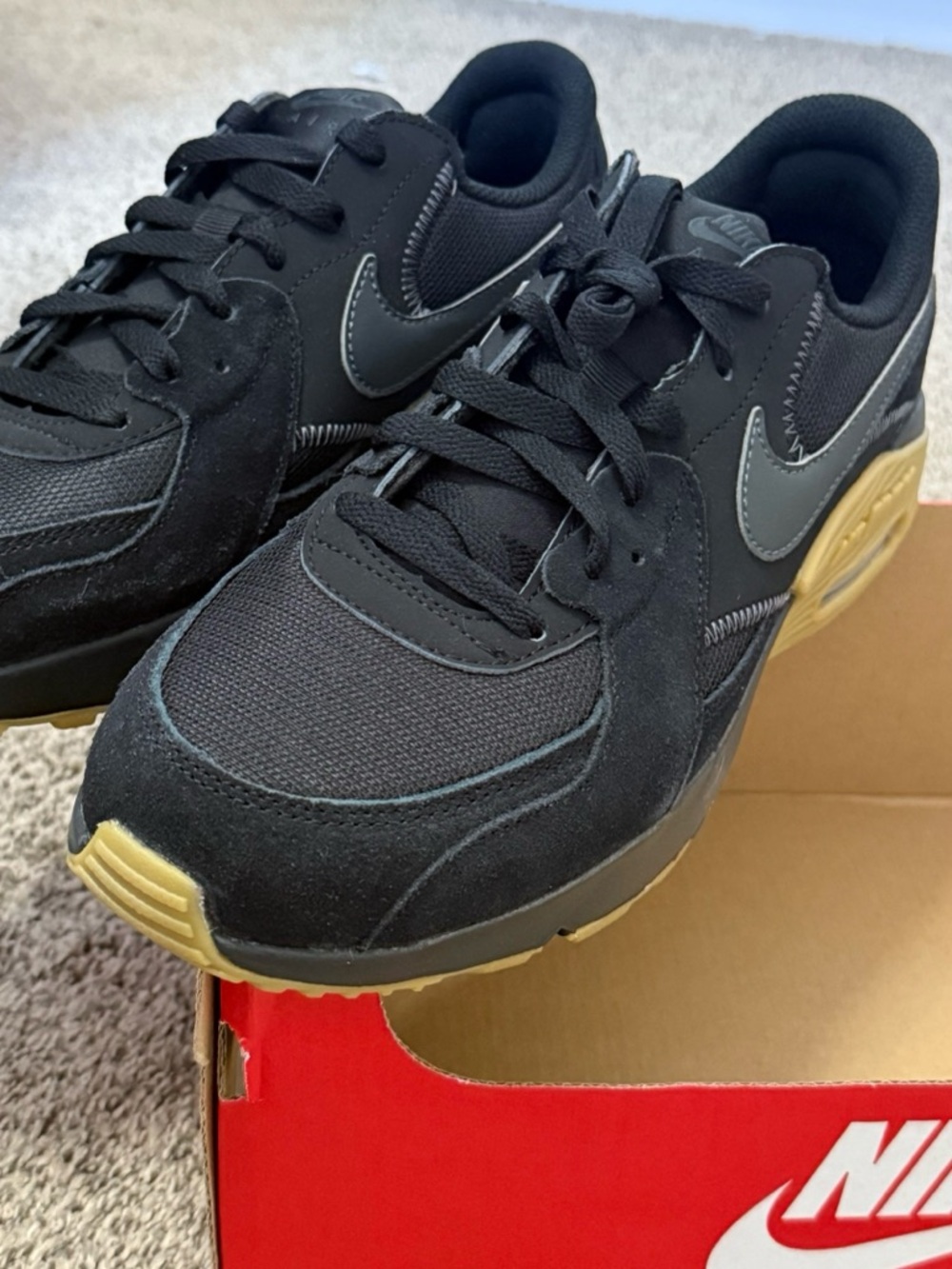 Nike Air Max Excee Black Anthracite Men’s Size 9 - New In Box ( Damage box )